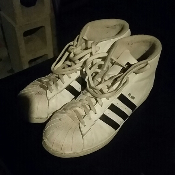 Adidas Pro Model - Picture 2 of 3